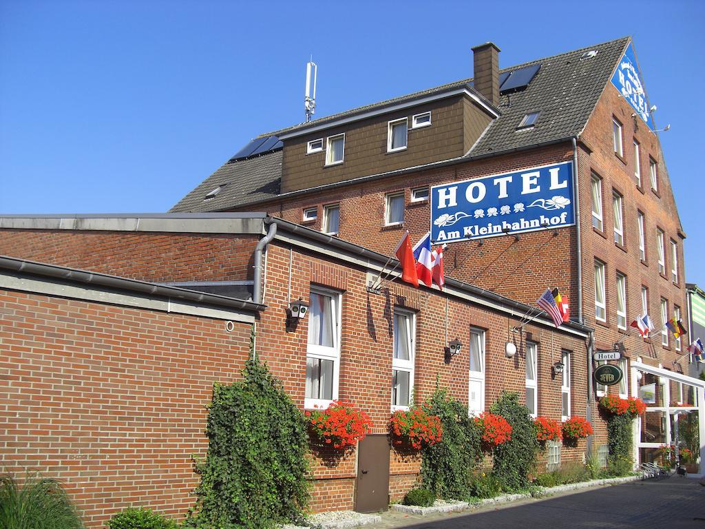 Hotel Am Kleinbahnhof Emden Ngoại thất bức ảnh