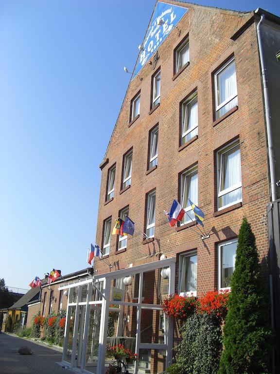 Hotel Am Kleinbahnhof Emden Ngoại thất bức ảnh