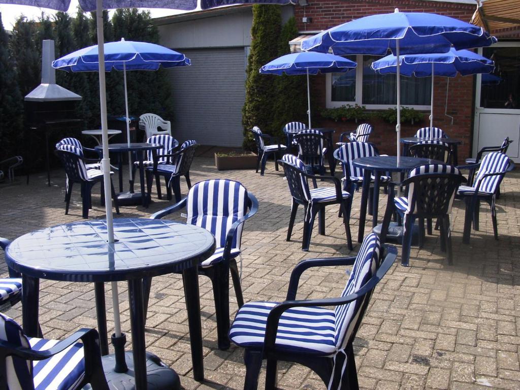Hotel Am Kleinbahnhof Emden Ngoại thất bức ảnh